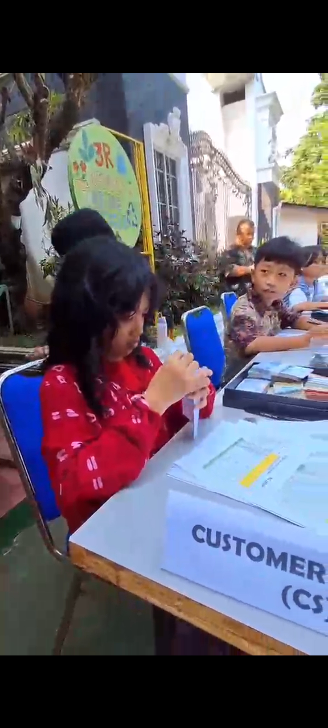 Menabung Sampah, Menuai Manfaat: Inovasi Bank Sampah SABENI di Sekolah Alam Cikeas